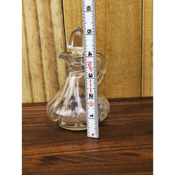 Vintage Glass Curvy Cruet with Stopper - Picture 5 of 8
